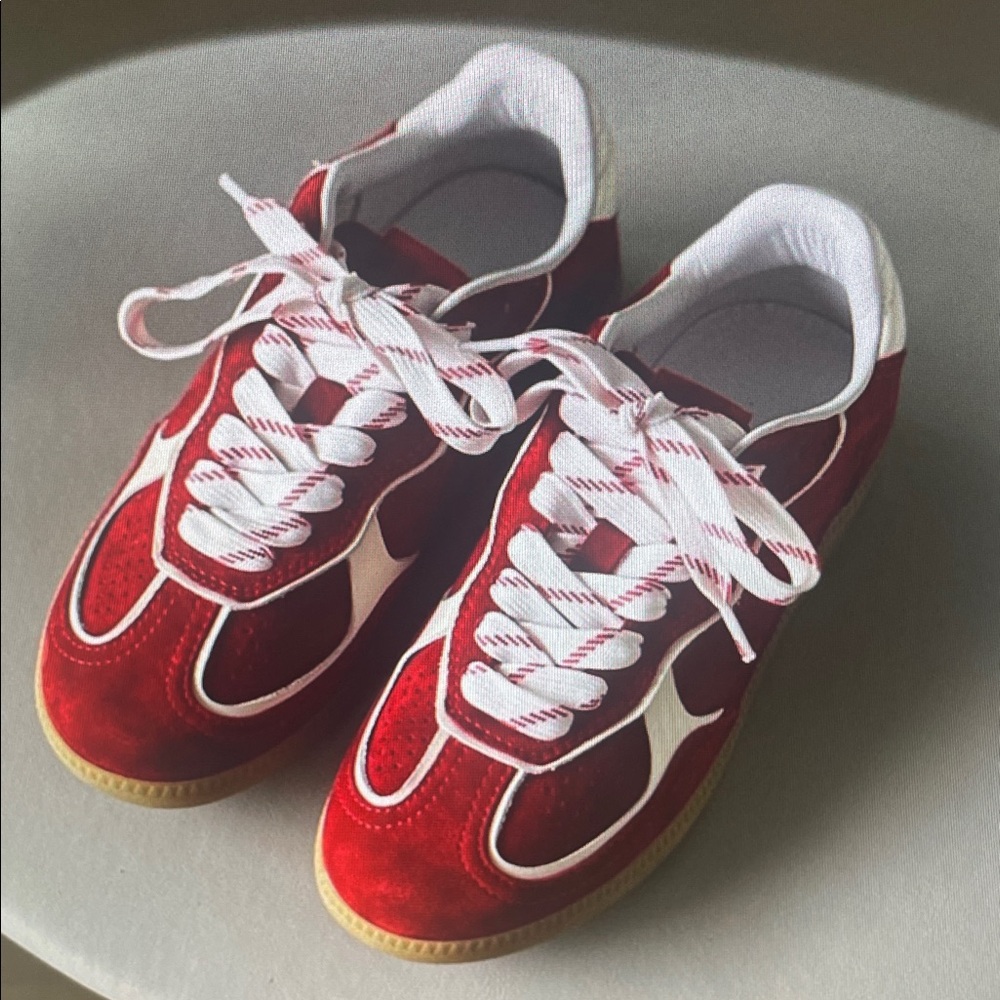 Stylish Red and White Women's Sneakers